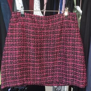 Cute pink tweed skirt